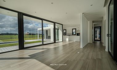 CASA 4 AMBIENTES A ESTRENAR