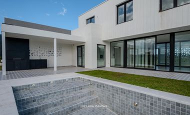 CASA 4 AMBIENTES A ESTRENAR