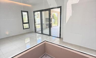 Hermosa casa a estrenar de 3 dormitorios + escritorio en barrio privado Divisadero, YB, apta crédito