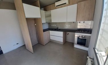 Venta PH 2 ambientes con cochera en Olivos