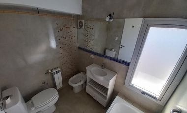 Venta PH 2 ambientes con cochera en Olivos