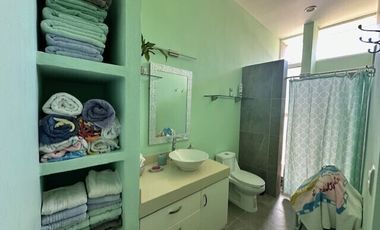 CASA EN VENTA DE UN NIVEL, Privada Parque Central al Norte de Mérida Yucatán