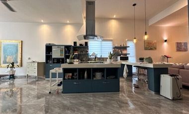 CASA EN VENTA DE UN NIVEL, Privada Parque Central al Norte de Mérida Yucatán