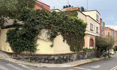 Casa en venta con uso de suelo comercial