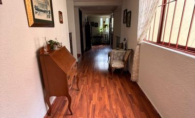 Casa en venta con uso de suelo comercial