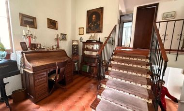 Casa en venta con uso de suelo comercial