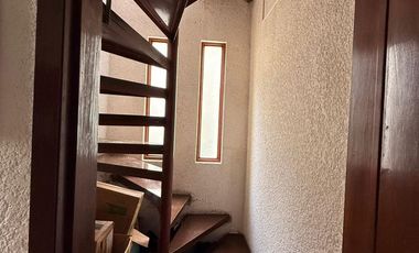 Casa en venta con uso de suelo comercial