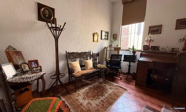 Casa en venta con uso de suelo comercial