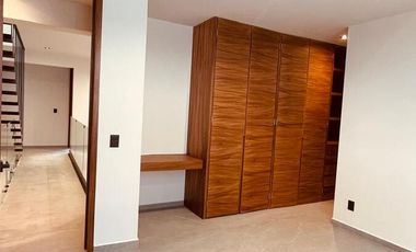 CASA NUEVA EN VENTA CON 3 RECÁMARAS + 1 ESTUDIO