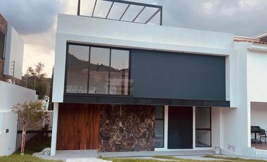 CASA NUEVA EN VENTA CON 3 RECÁMARAS + 1 ESTUDIO