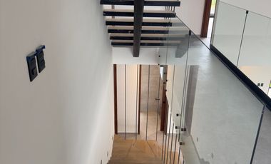 CASA NUEVA EN VENTA CON 3 RECÁMARAS + 1 ESTUDIO