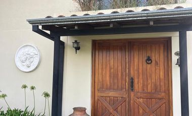 Casa en el Barrio Privado El Lucero