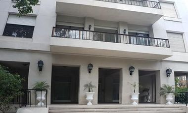 Venta de casa 5 amabientes en Belgrano R