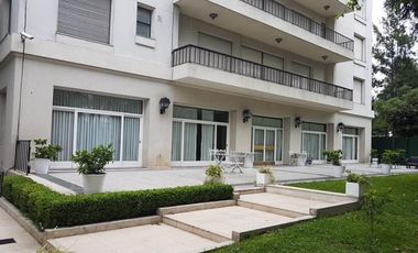 Venta de casa 5 amabientes en Belgrano R