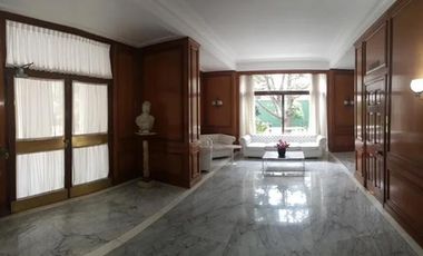 Venta de casa 5 amabientes en Belgrano R