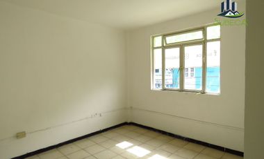 Edificio para Oficinas en Calle Sayago, Zona Centro