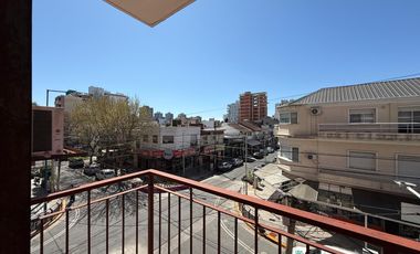 Departamento tres ambientes en Alquiler en Wilde Centro