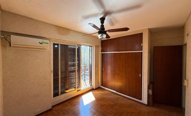 Departamento tres ambientes en Alquiler en Wilde Centro