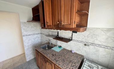 Departamento en venta - 3 Dormitorios 1 Baño - Longchamps