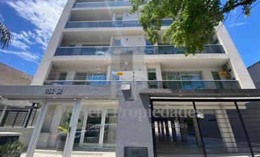 DEPARTAMENTO DE 2 AMBIENTES CENTRO DE ITUZAINGÓ.