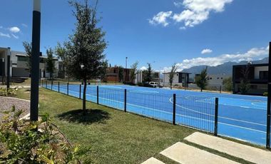 BAJA DE PRECIO !!!!! Casa Renta Bosques de las Misiones