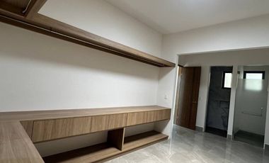 BAJA DE PRECIO !!!!! Casa Renta Bosques de las Misiones