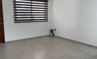 🏡 ¡Bella casa semiamueblada en Renta al Norte de Mérida!