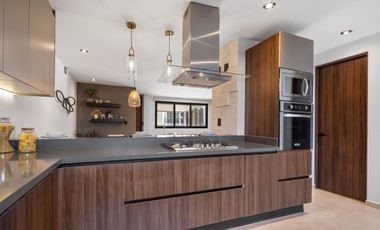 Casas en venta Zona Campanario Norte Villa Magna. Modelo Caoba