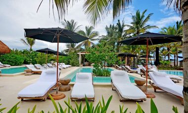 VILLA DE VANGUARDIA FRENTE AL MAR EN ROSEWOOD MAYAKOBA