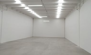 BODEGA EN RENTA EN ZONA NORPONIENTE CERCA DE CIUDAD DEL SOL