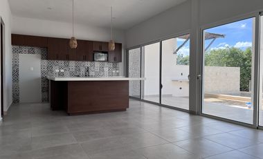 Casa en Venta en Mérida, Vía Costela, Sisal, Yucatán