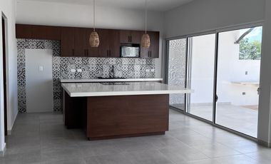 Casa en Venta en Mérida, Vía Costela, Sisal, Yucatán