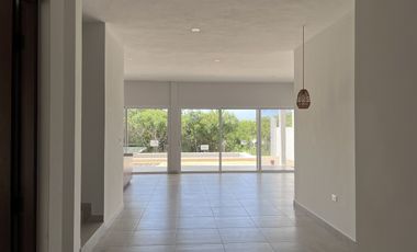 Casa en Venta en Mérida, Vía Costela, Sisal, Yucatán