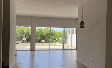 Casa en Venta en Mérida, Vía Costela, Sisal, Yucatán