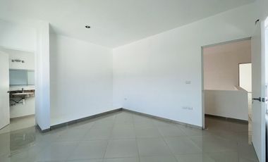 CASA A ESTRENAR CON AMPLIO TERRENO, PRECIO POR DEBAJO DE AVALÚO!