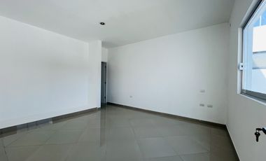 CASA A ESTRENAR CON AMPLIO TERRENO, PRECIO POR DEBAJO DE AVALÚO!