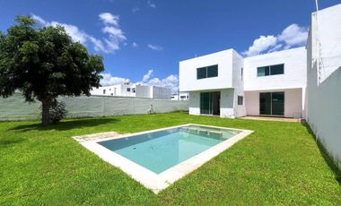 CASA A ESTRENAR CON AMPLIO TERRENO, PRECIO POR DEBAJO DE AVALÚO!