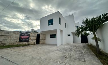 CASA A ESTRENAR CON AMPLIO TERRENO, PRECIO POR DEBAJO DE AVALÚO!