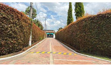 Lote en VENTA - CHIA - 2.870m2 en Conjunto Cerrado.