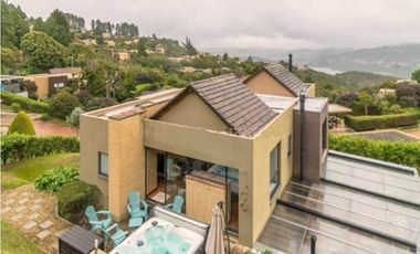 Venta casa campestre Bogotá calera lujo vista panorámica no peaje luxury vista al lago arboles valorizacion oportinidad