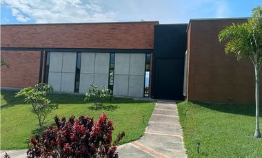 VENTA HERMOSA CASA CAMPESTRE CERRITOS PEREIRA - CARTAGO