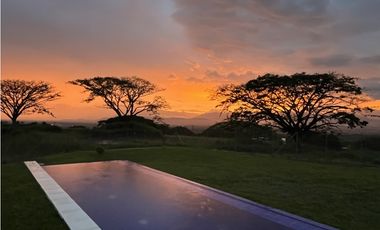 VENTA HERMOSA CASA CAMPESTRE CERRITOS PEREIRA - CARTAGO