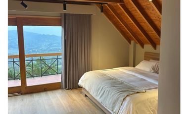 Casa en Arriendo Amoblado en el Retiro