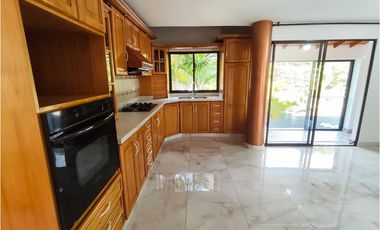 Tu oasis campestre en Quintas de Sevilla te está esperando.