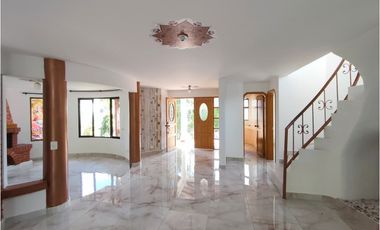 Tu oasis campestre en Quintas de Sevilla te está esperando.