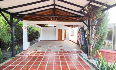 Tu oasis campestre en Quintas de Sevilla te está esperando.