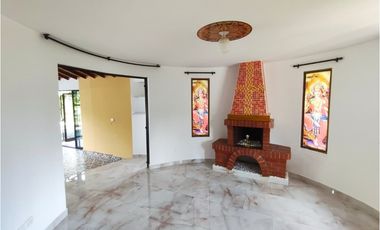 Tu oasis campestre en Quintas de Sevilla te está esperando.