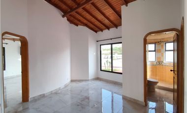 Tu oasis campestre en Quintas de Sevilla te está esperando.