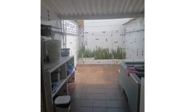 AMPLIA CASA EN VENTA EN CAUDAL VILLAVICENCIO