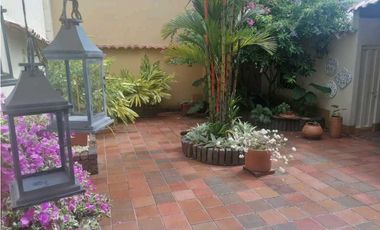 AMPLIA CASA EN VENTA EN CAUDAL VILLAVICENCIO